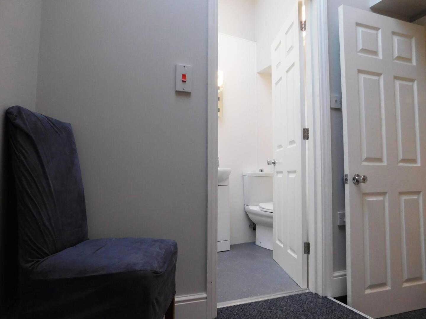 City Center Ground Floor Flat With Patio &Parking NWI Extérieur photo